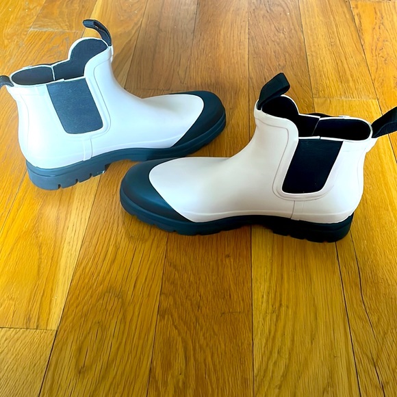 Everlane The Rain Boot Black Pink 10 - Picture 9 of 12